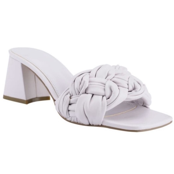 Co-Hosting A Posh Party - READ TO BE CONSIDERED FOR A HOST PICK! - Picture 2 of 16